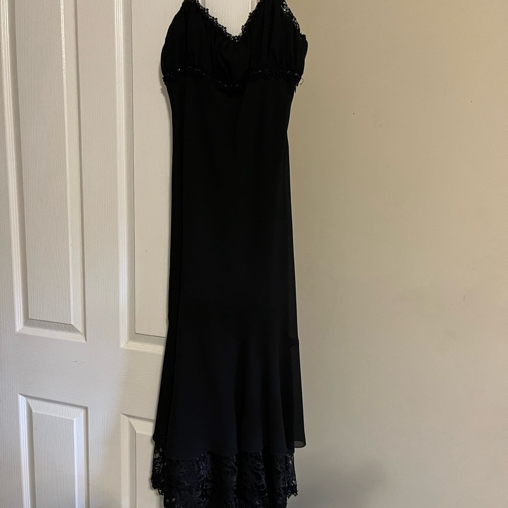 Stylish Black Dress with Lace Hem